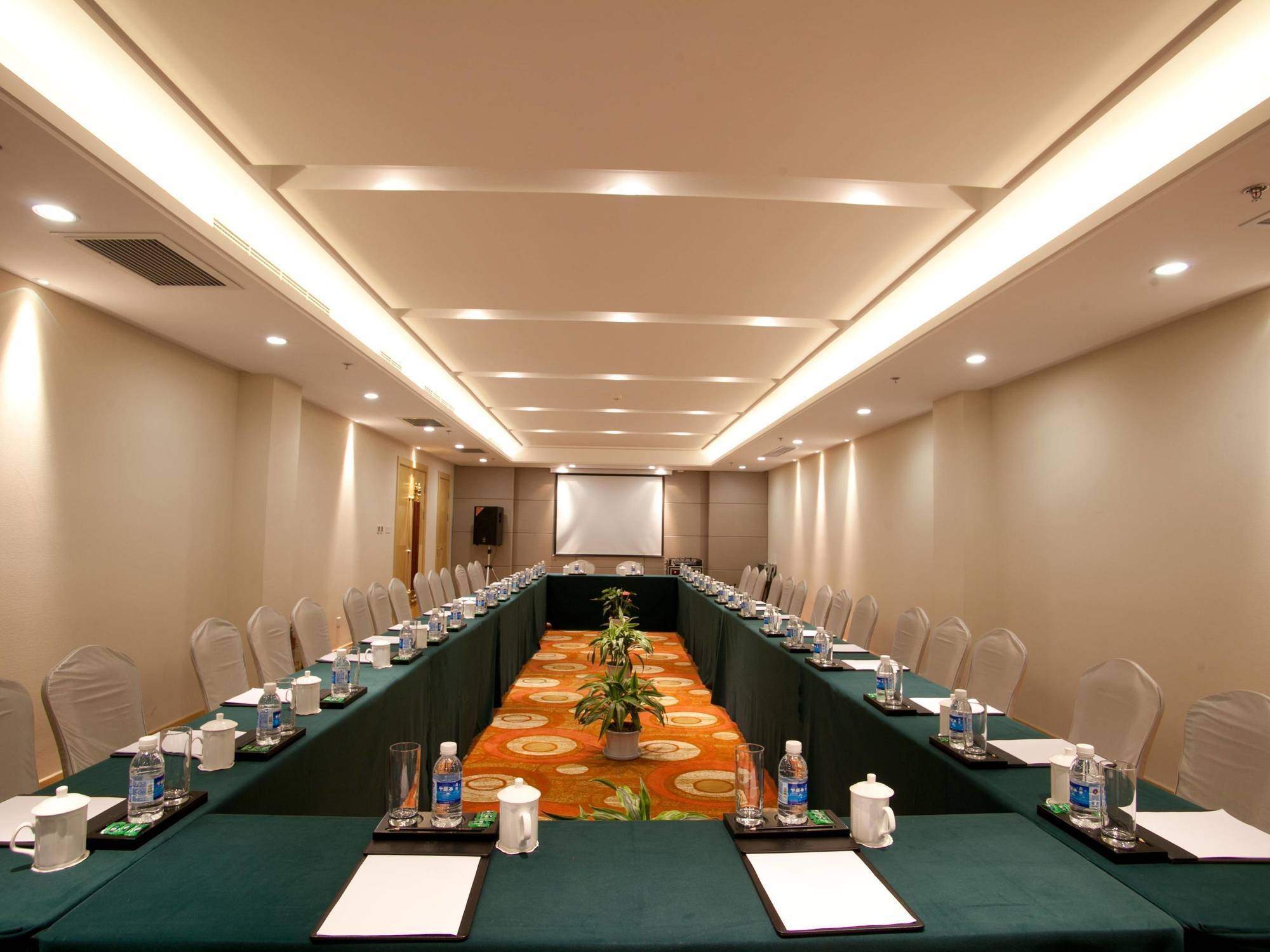 Zhanshan Garden Hotel Циндао Экстерьер фото
