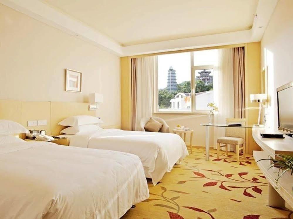 Zhanshan Garden Hotel Циндао Экстерьер фото